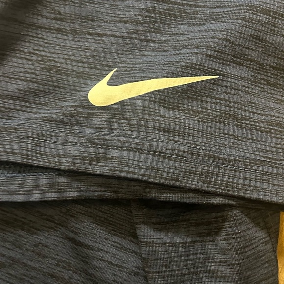 Nike Blue Short Sleeve Performance Tee - Picture 5 of 8